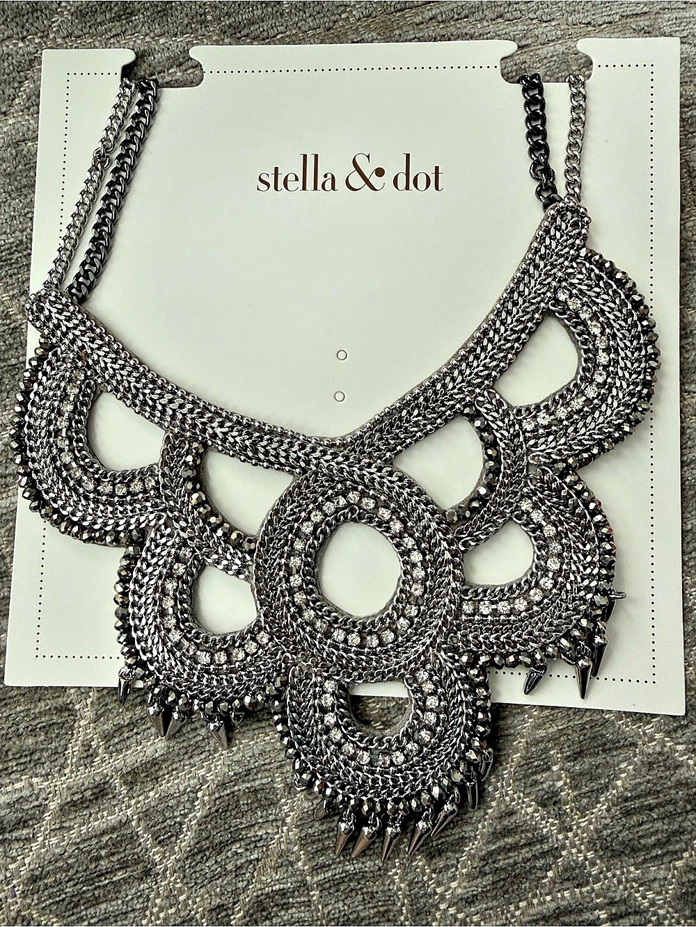 Stella & Dot Tallulah Statement Necklace Silver